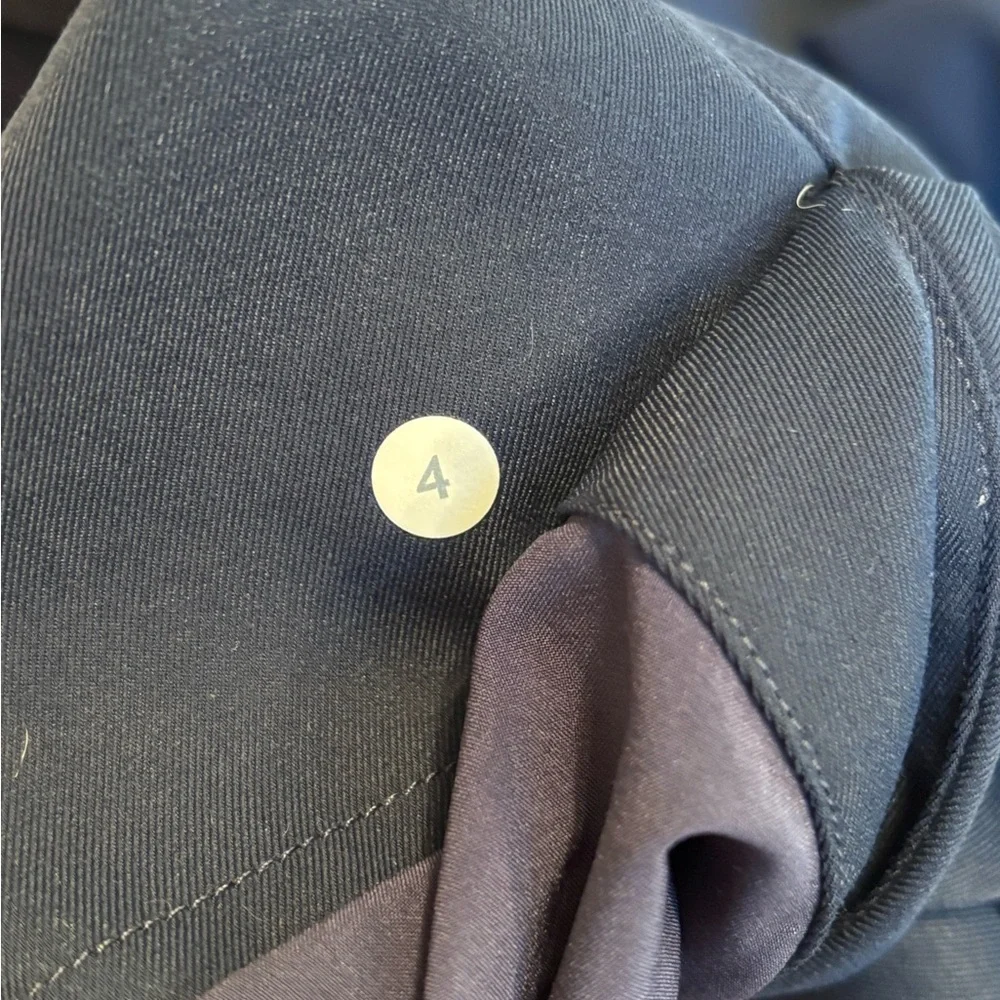 Lululemon Tailored Pants with Reflective Detail Size 4 - Picture 10 of 13